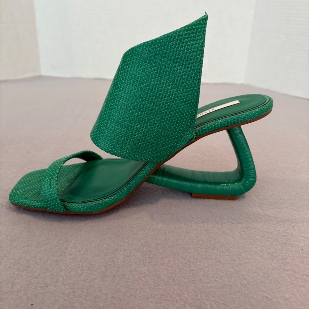 Gianni Bini‎ Green Sculptural Heel Sandals – Size 9.5M - Picture 8 of 16